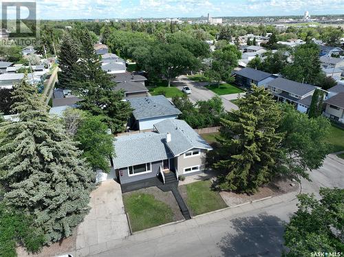 951 13Th Avenue Nw, Moose Jaw, SK - Outdoor