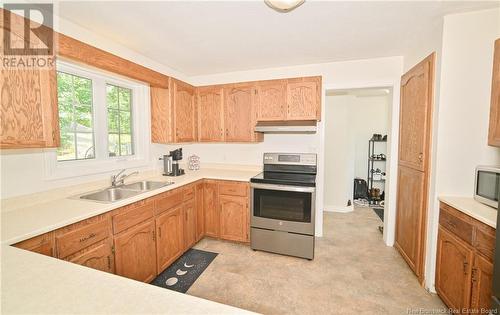 298 Crocket Street, Fredericton, NB - Indoor Photo Showing Kitchen With Double Sink