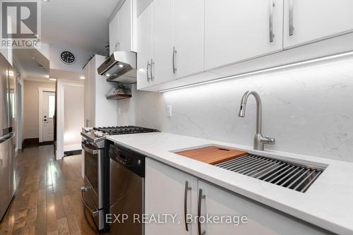 73 Hanna Road, Toronto, ON - Indoor Photo Showing Kitchen