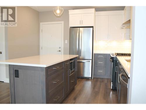 303 1087 6Th Avenue, Prince George, BC - Indoor Photo Showing Kitchen With Upgraded Kitchen
