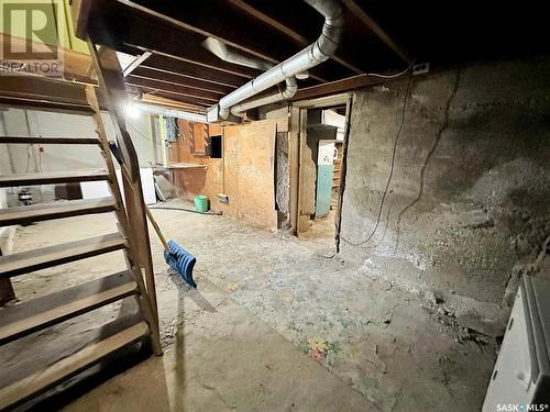 207 Van Horne Street, Windthorst, SK - Indoor Photo Showing Basement