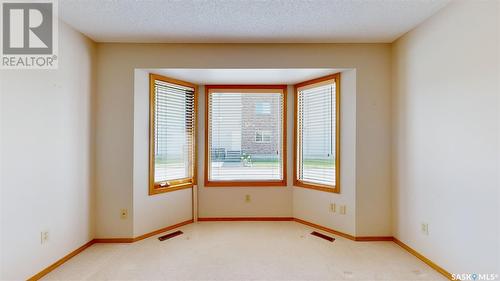 29 Kensington Lane, Regina, SK - Indoor Photo Showing Other Room