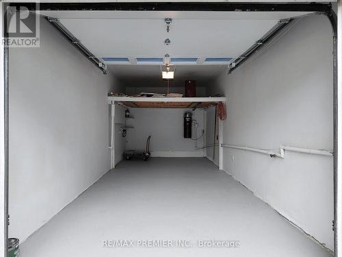 28 Marlow Crescent, Markham, ON - Indoor Photo Showing Garage
