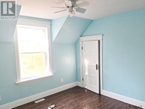 129 Cambridge Ave, Iroquois Falls, ON - Indoor Photo Showing Other Room