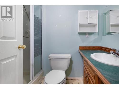 1311 Ida Road, Cranbrook, BC - Indoor Photo Showing Bathroom