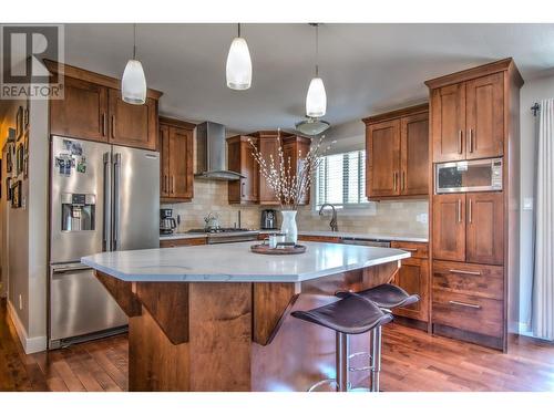 1903 19 Street, Vernon, BC - Indoor Photo Showing Kitchen With Stainless Steel Kitchen