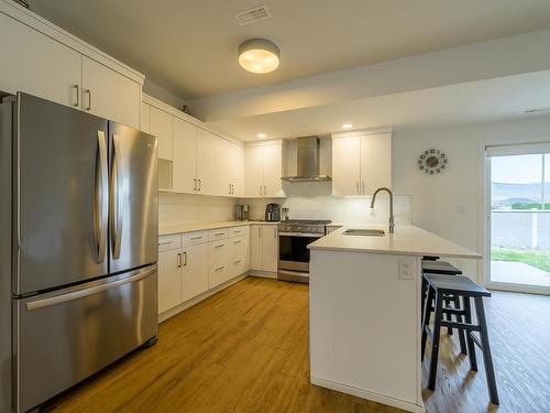 131-2683 Ord Rd, Kamloops, BC - Indoor Photo Showing Kitchen