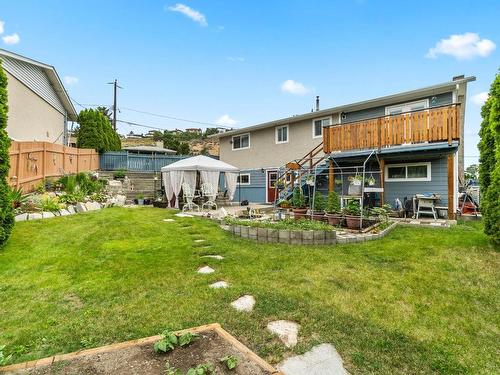 325 Collingwood Drive, Kamloops, BC - Outdoor With Deck Patio Veranda With Backyard With Exterior