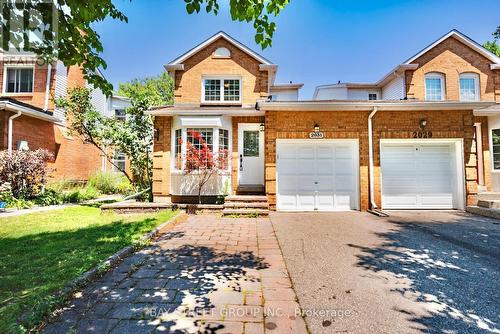 2031 Glenada Crescent, Oakville, ON - Outdoor With Facade