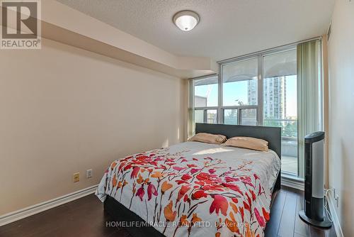 502 - 33 Elm Drive W, Mississauga, ON - Indoor Photo Showing Bedroom