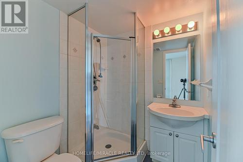 502 - 33 Elm Drive W, Mississauga, ON - Indoor Photo Showing Bathroom