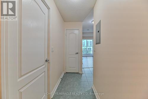 502 - 33 Elm Drive W, Mississauga, ON - Indoor Photo Showing Other Room