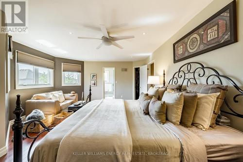 879 Ridge Valley Drive, Oshawa, ON - Indoor Photo Showing Bedroom