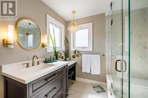 879 Ridge Valley Drive, Oshawa, ON - Indoor Photo Showing Bathroom