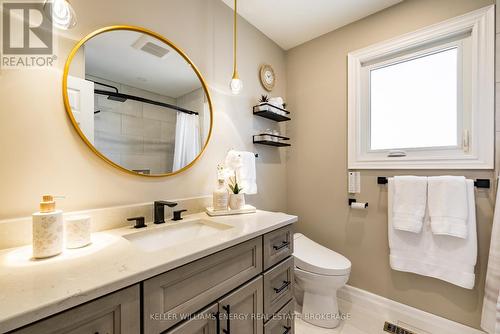 879 Ridge Valley Drive, Oshawa, ON - Indoor Photo Showing Bathroom