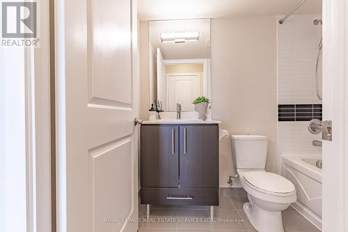 2008 - 17 Anndale Drive, Toronto, ON - Indoor Photo Showing Bathroom