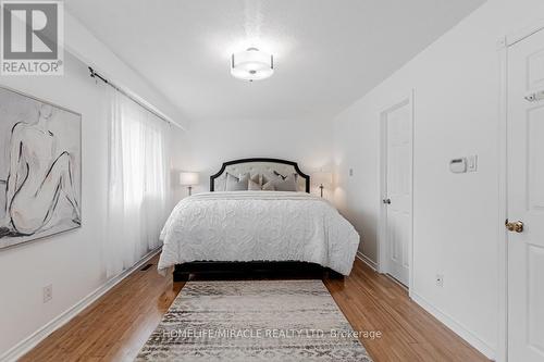 545 Woodbine Avenue, Toronto, ON - Indoor Photo Showing Bedroom