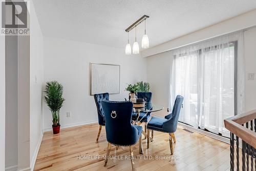 545 Woodbine Avenue, Toronto, ON - Indoor Photo Showing Dining Room