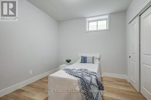 1426 Twilite Boulevard, London, ON - Indoor Photo Showing Bedroom