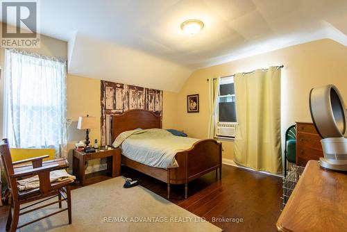 375 London Road, Sarnia, ON - Indoor Photo Showing Bedroom