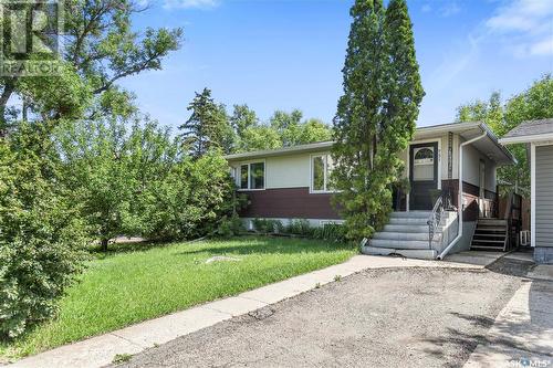 731 Retallack Street, Regina, SK - Outdoor With Facade