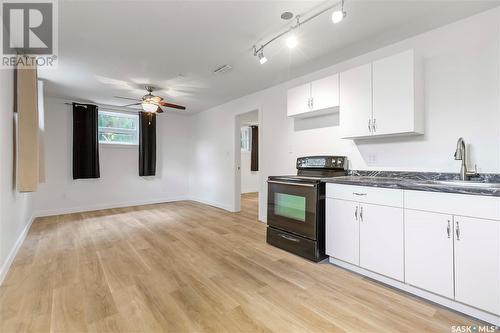 731 Retallack Street, Regina, SK - Indoor Photo Showing Kitchen