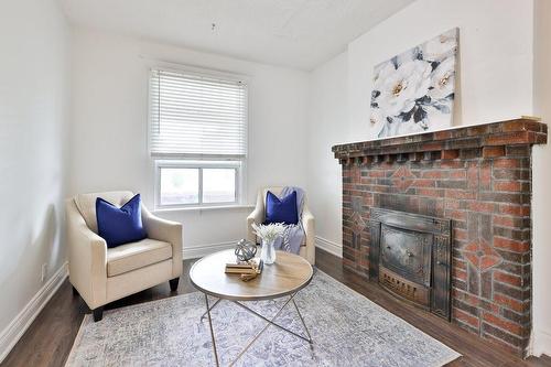 26 Blandford Street, Toronto, ON - Indoor Photo Showing Living Room With Fireplace