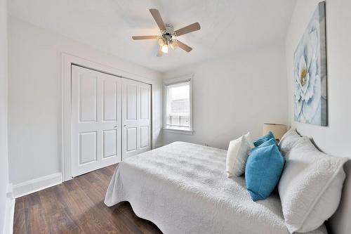 26 Blandford Street, Toronto, ON - Indoor Photo Showing Bedroom