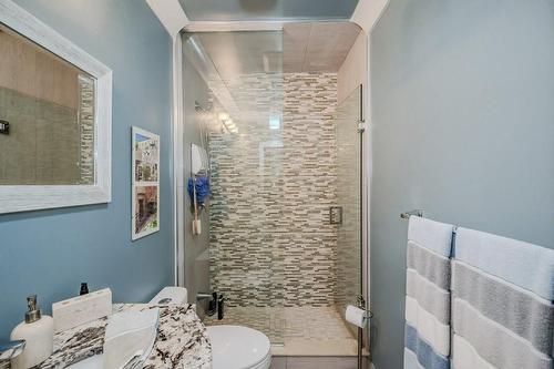 1319 Tyandaga Park Drive, Burlington, ON - Indoor Photo Showing Bathroom