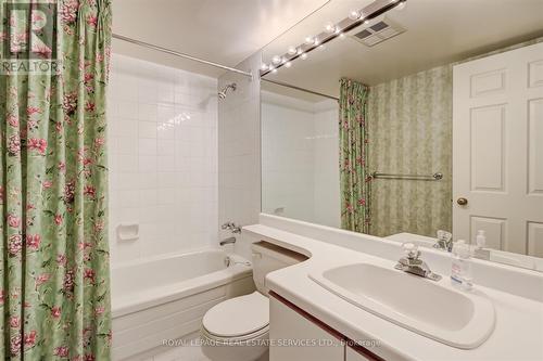 1207 - 1320 Islington Avenue, Toronto, ON - Indoor Photo Showing Bathroom