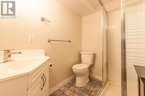 4 - 1905 Broad Hollow Gate, Mississauga, ON - Indoor Photo Showing Bathroom