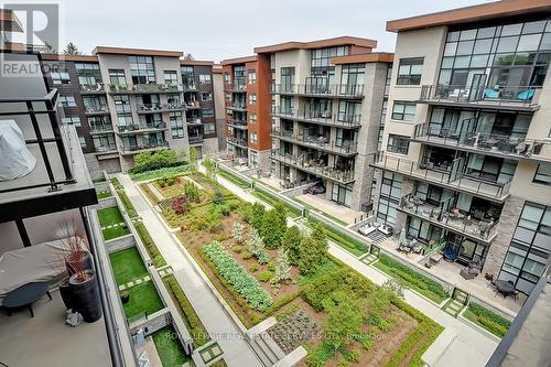 447 - 1575 Lakeshore Road W, Mississauga, ON - Outdoor With Balcony