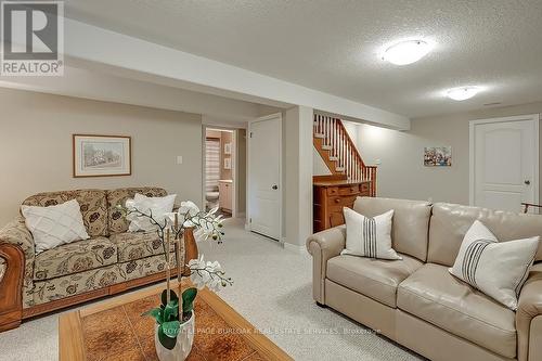 24 - 289 Plains Road W, Burlington, ON - Indoor Photo Showing Living Room