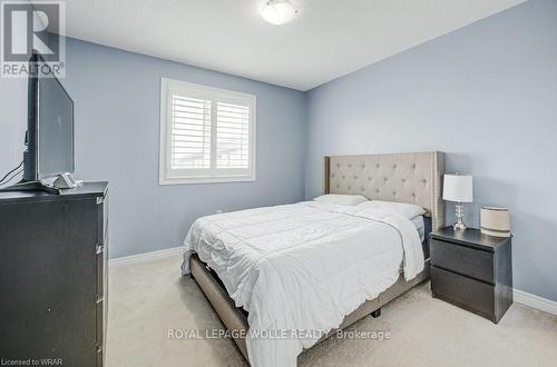 18 Grand Flats Trail, Kitchener, ON - Indoor Photo Showing Bedroom