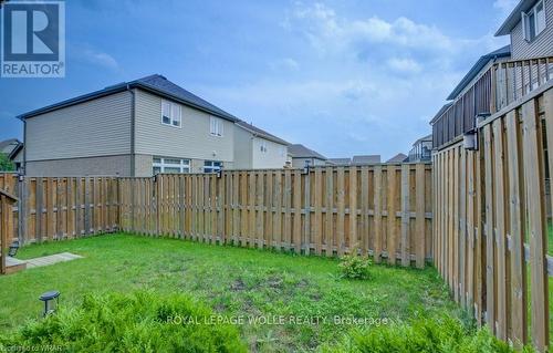 18 Grand Flats Trail, Kitchener, ON - Outdoor