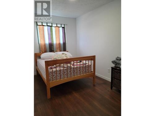 226 Spieker Avenue, Tumbler Ridge, BC - Indoor Photo Showing Bedroom