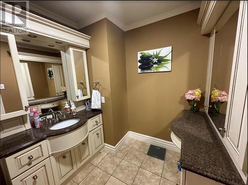 39 Harding Ave, Kirkland Lake, ON - Indoor Photo Showing Bathroom