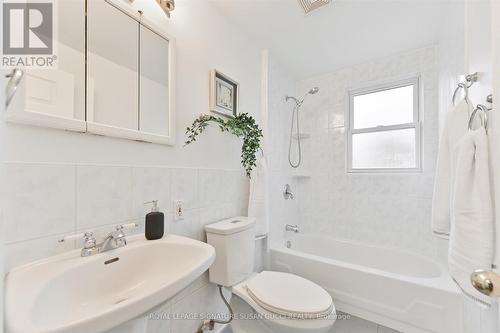 181 Coleman Avenue, Toronto, ON - Indoor Photo Showing Bathroom