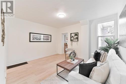 181 Coleman Avenue, Toronto, ON - Indoor Photo Showing Living Room