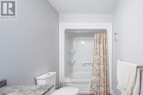 18 Tessa Boulevard, Belleville, ON - Indoor Photo Showing Bathroom