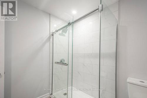 18 Tessa Boulevard, Belleville, ON - Indoor Photo Showing Bathroom