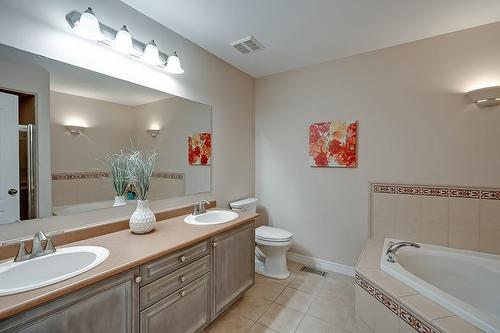 289 Plains Road W|Unit #24, Burlington, ON - Indoor Photo Showing Bathroom