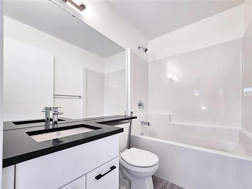 171 Clarkleigh Crescent, Winnipeg, MB - Indoor Photo Showing Bathroom