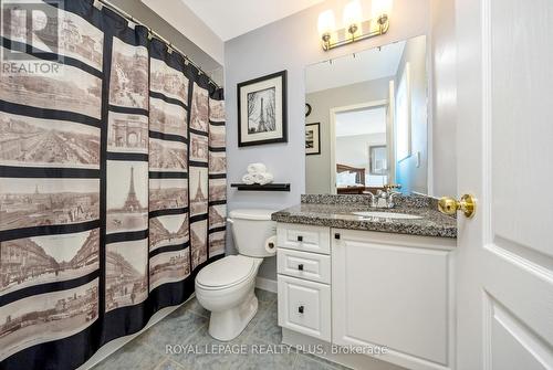 1092 Mcclenahan Crescent, Milton, ON - Indoor Photo Showing Bathroom