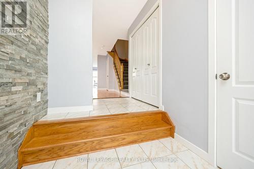 1092 Mcclenahan Crescent, Milton, ON - Indoor Photo Showing Other Room