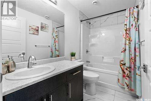 2247 Rosewood Drive, Saskatoon, SK - Indoor Photo Showing Bathroom