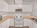 605-393 King St W, Toronto, ON  - Indoor Photo Showing Kitchen With Double Sink 