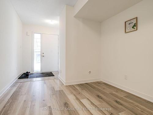 29 Red Maple Lane, Barrie, ON - Indoor Photo Showing Other Room