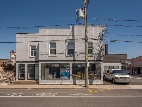 Frontage - 33 Rue St-Charles, Saint-Jean-Sur-Richelieu, QC 