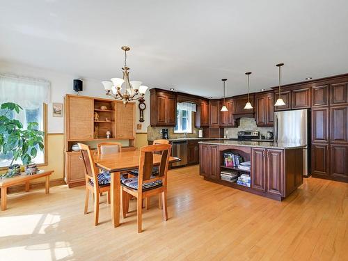 Kitchen - 8 Rue De Coulomb, Saint-Jean-Sur-Richelieu, QC - Indoor